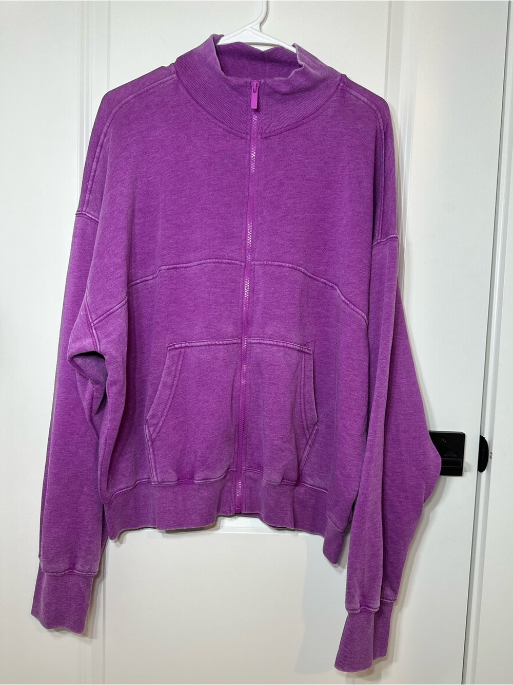 Brisas Womens Zip-Front Purple Sweatshirt